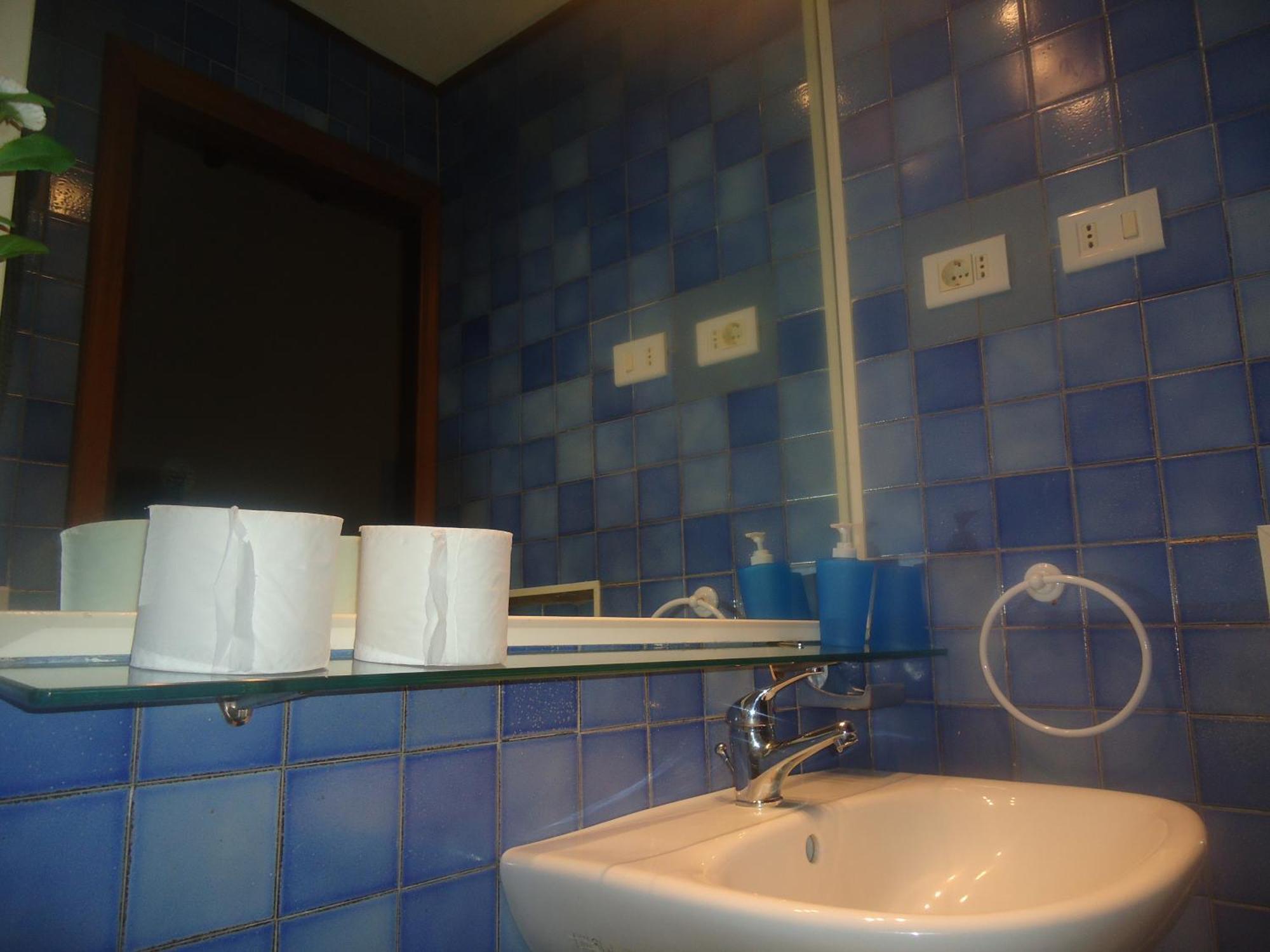 Vaticano Ohana Suite Trastevere Rzym Pokój zdjęcie